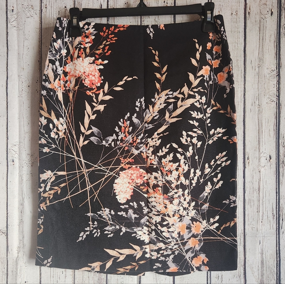Talbots Petite 4P Floral Pencil Skirt Black Orange Knee Length Office